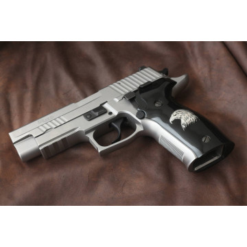 Sig Sauer P226 / P226 SL / P226 Sport / P226 Sport II / P226 Sport II SL / P226 Sport II SL PPC (Acrylic Black) Silver Logo Handgun Grip