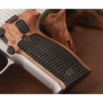 Sig Sauer P226 TAC Grips